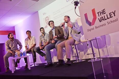 Mesa redonda sobre el futuro del sector digital #NOSOYUNOMÁS